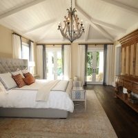 bed-bedroom-ceiling-chandelier